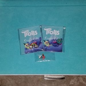 Trolls Locket & Wrap Bracelet Bundle